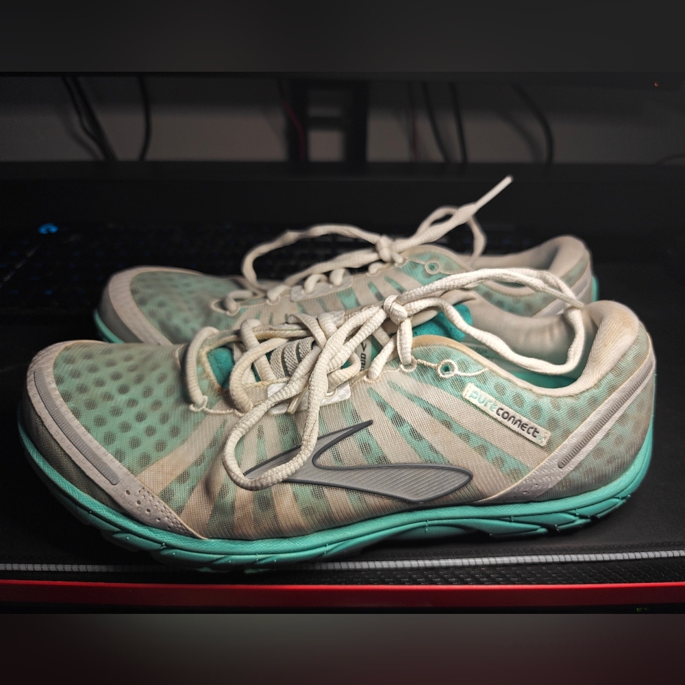 [USED] Brooks Pure Connect Women's Mint Green Mesh Running Shoes Size: 11